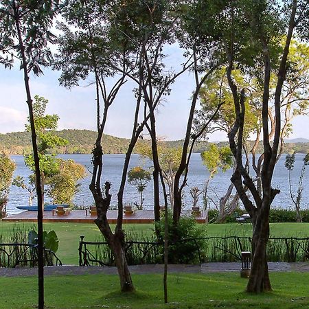 The Deer Park Hotel Giritale Dış mekan fotoğraf
