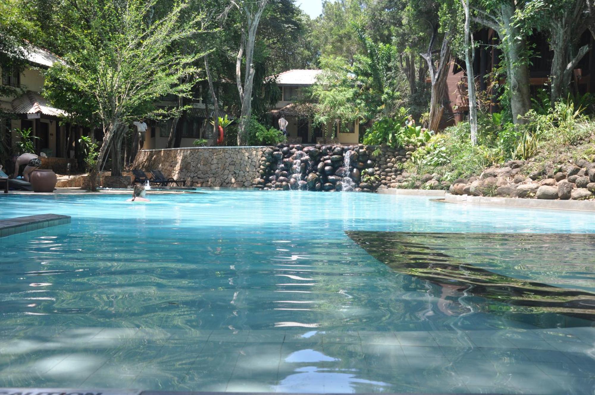The Deer Park Hotel Giritale Dış mekan fotoğraf